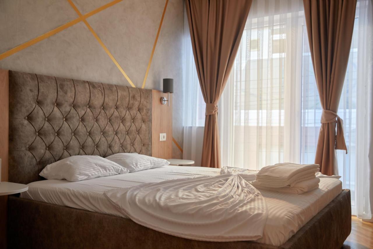 פרישטינה Amico Hotel מראה חיצוני תמונה